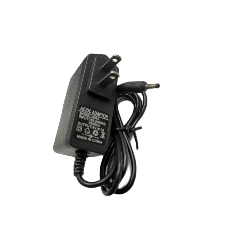 Cargador 9V 1A Plug 3.5x1.35